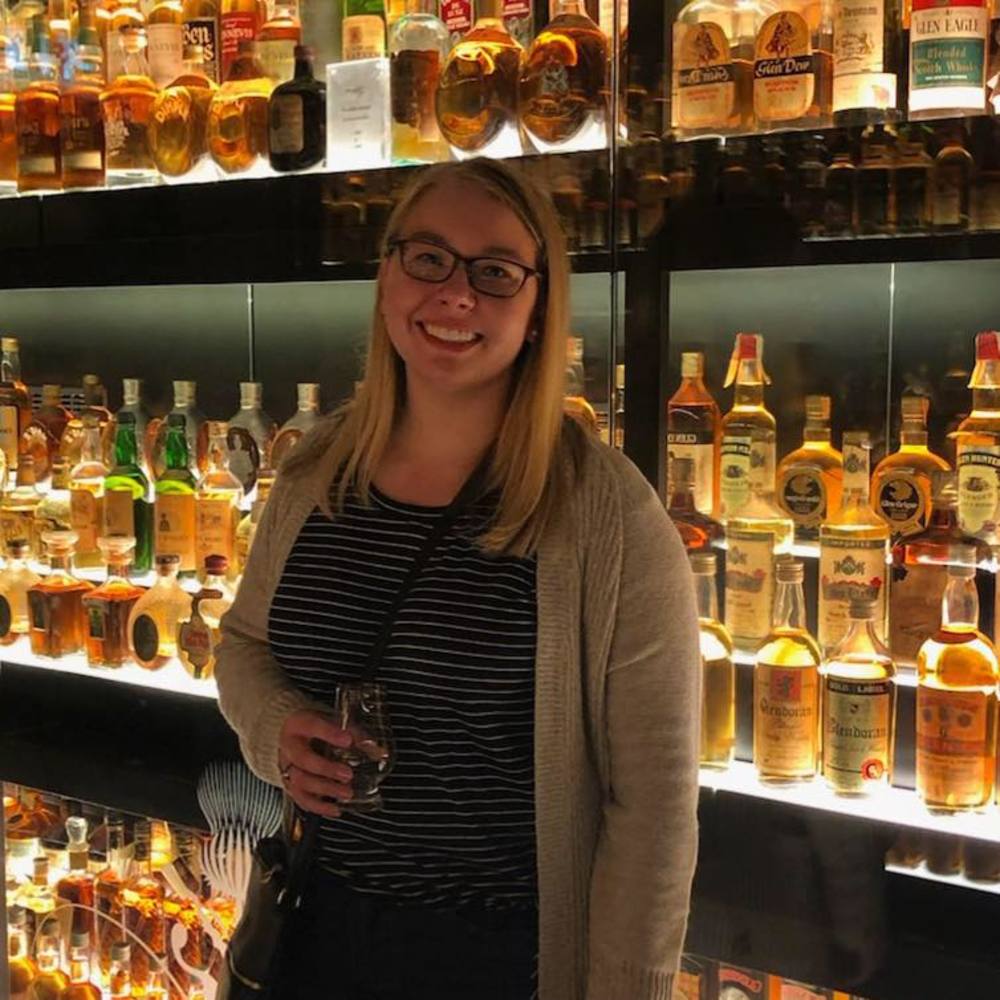 Meet your Posher, Lauren